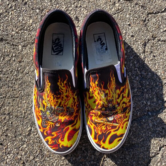 Vans Slip-on Shoes Samurai Rising Flames Mens Size 9.5 - Picture 1 of 7